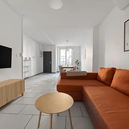 Maison Spacieuse, Proche Commodites & Transports Apartment