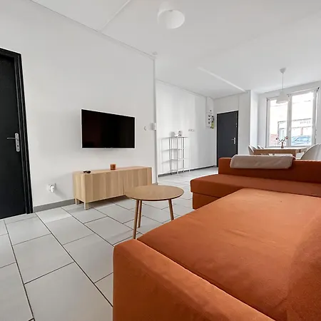 Maison Spacieuse, Proche Commodites & Transports Apartment